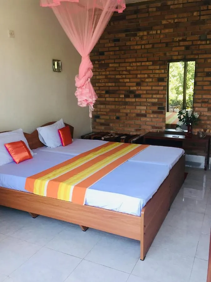 Kandy Ivy Banks Holiday Resort 0*,